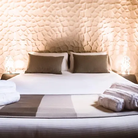 Domus Tacito Luxury Bed and Breakfast